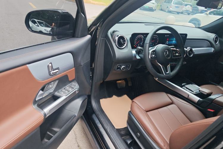 Used Mercedes-Benz GLB 2023 Refresh GLB 200 Fashion Edition Left Rear Seat