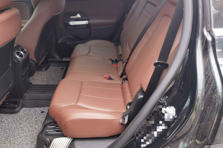Used Mercedes-Benz GLB 2023 GLB 220 Fashion Model Left Rear Seat
