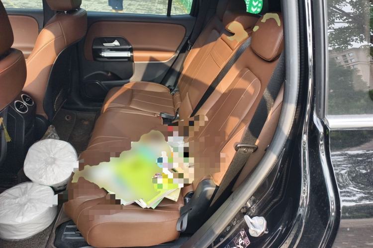 Used Mercedes-Benz GLB 2023 GLB 220 Fashion Model Left Rear Seat