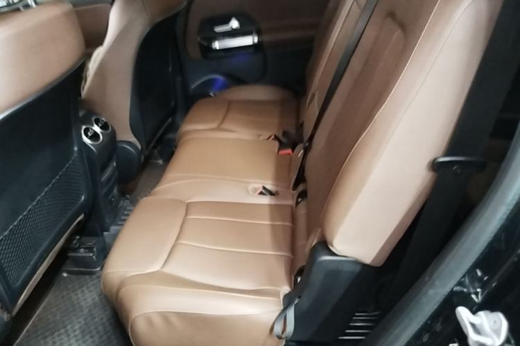 Used Mercedes-Benz GLB 2023 GLB 220 Fashion Model Left Rear Seat