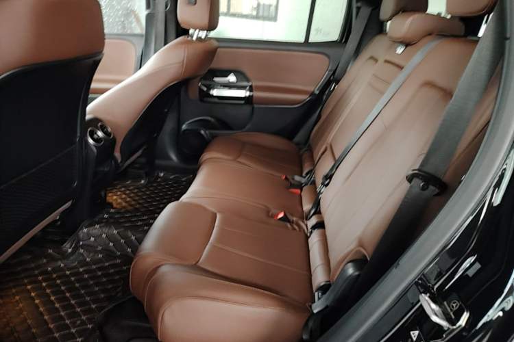Used Mercedes-Benz GLB 2023 GLB 220 Sport Edition Left Rear Seat