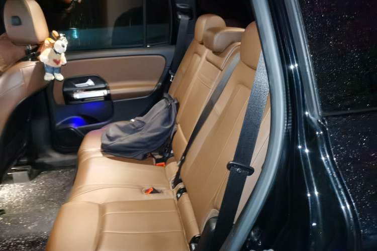 Used Mercedes-Benz GLB 2023 GLB 220 4MATIC Left Rear Seat