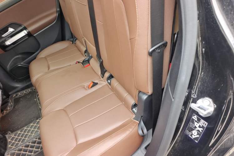 Used Mercedes-Benz GLB 2023 GLB 220 Sport Edition Left Rear Seat
