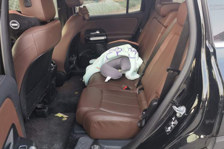 Used Mercedes-Benz GLB 2023 GLB 220 Sport Edition Left Rear Seat