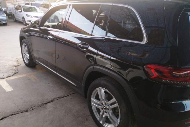 Used Mercedes-Benz GLB 2023 GLB 220 Sport Edition Left Side