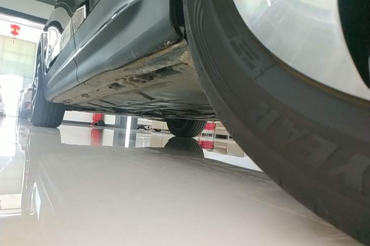 Used Mercedes-Benz GLB 2023 GLB 220 Fashion Model Left Side Sill