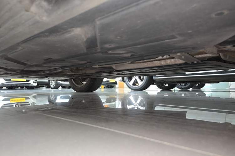Used Mercedes-Benz GLB 2023 GLB 200 Fashion Model Left Side Sill