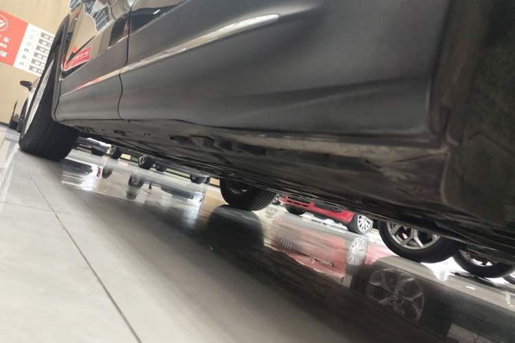 Used Mercedes-Benz GLB 2023 GLB 220 Sport Edition Left Side Sill