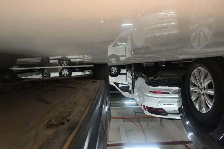 Used Mercedes-Benz GLB 2023 GLB 220 Sport Edition Left Side Sill