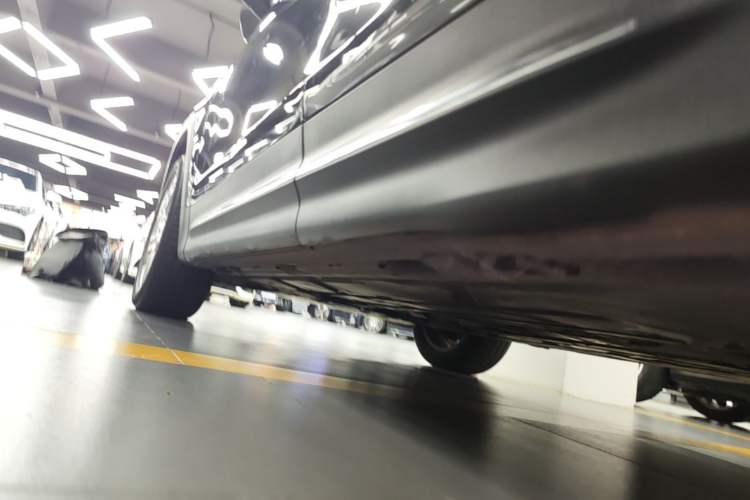 Used Mercedes-Benz GLB 2023 GLB 220 Sport Edition Left Side Sill