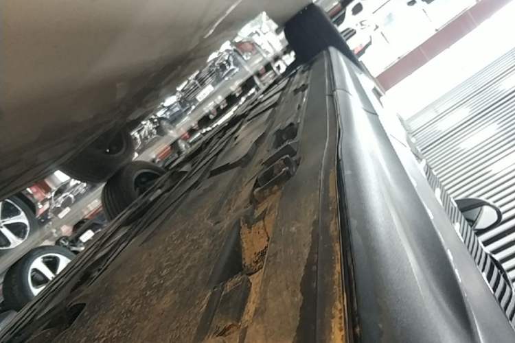 Used Mercedes-Benz GLB 2023 GLB 220 Fashion Model Left Side Sill