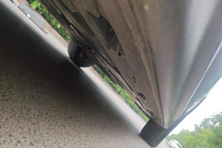 Used Mercedes-Benz GLB 2023 GLB 220 Fashion Model Left Side Sill