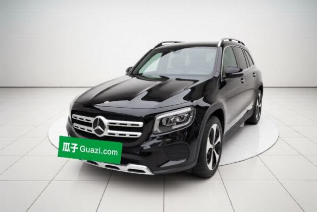 Ojetý Mercedes-Benz GLB 2023 GLB 220 Fashion Model