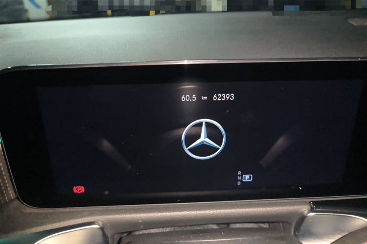 Used Mercedes-Benz GLB 2023 GLB 220 Sport Edition Odometer Close Up