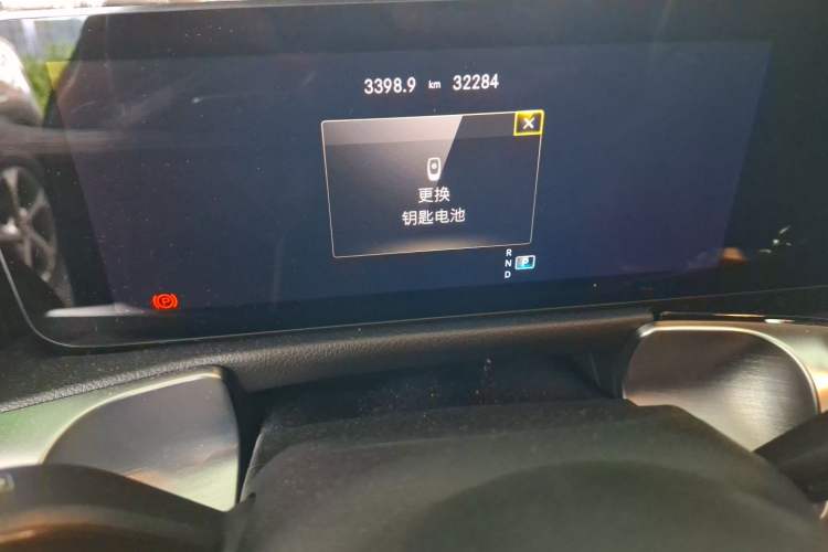 Used Mercedes-Benz GLB 2023 GLB 220 Sport Edition Odometer Close Up