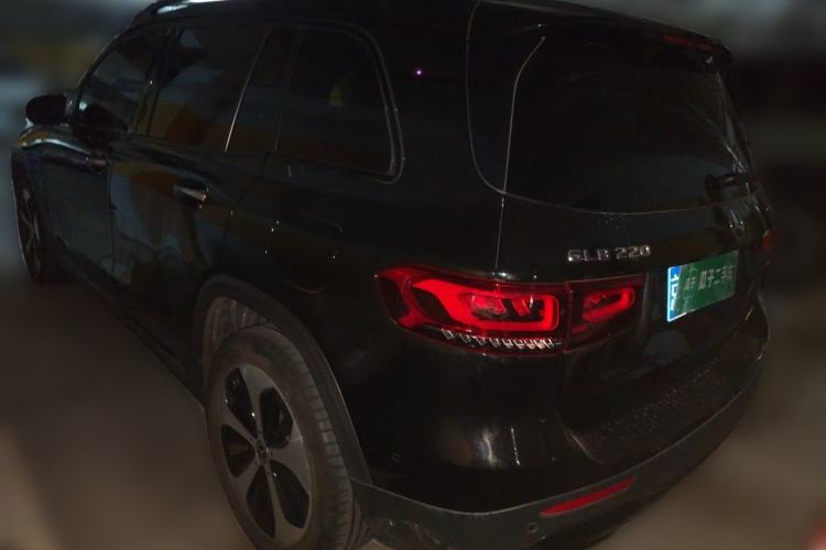 Used Mercedes-Benz GLB 2023 GLB 220 4MATIC Rear Left 45 Deg
