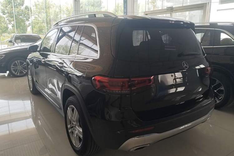 Used Mercedes-Benz GLB 2023 GLB 220 Sport Edition Rear Left 45 Deg