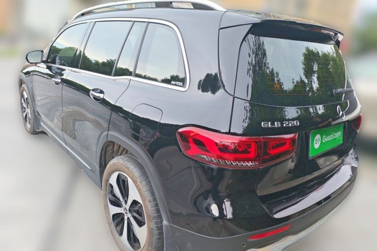 Used Mercedes-Benz GLB 2023 GLB 220 Fashion Model Rear Left 45 Deg