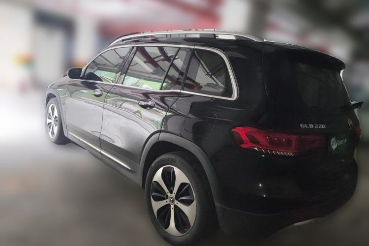 Used Mercedes-Benz GLB 2023 GLB 220 Fashion Model Rear Left 45 Deg
