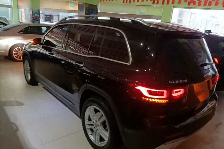 Used Mercedes-Benz GLB 2023 GLB 220 Sport Edition Rear Left 45 Deg