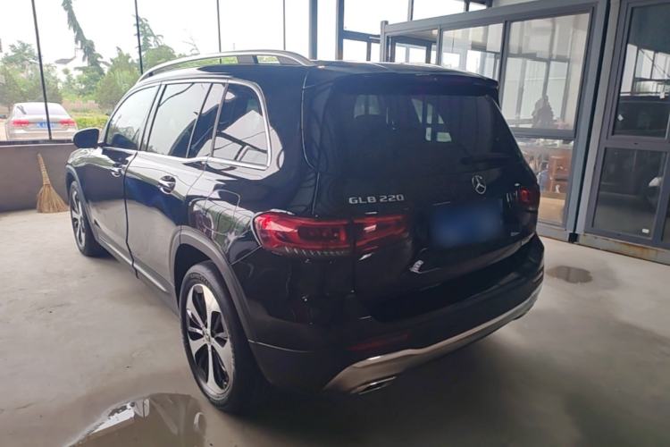 Used Mercedes-Benz GLB 2023 GLB 220 Fashion Model Rear Left 45 Deg