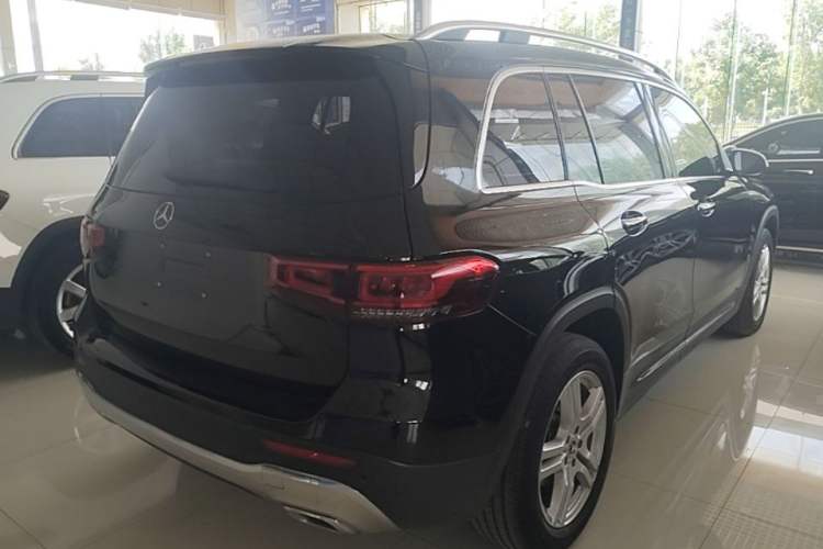 Used Mercedes-Benz GLB 2023 GLB 220 Sport Edition Rear Right 45 Deg