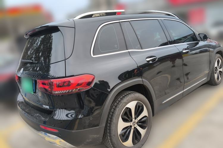 Used Mercedes-Benz GLB 2023 GLB 220 Fashion Model Rear Right 45 Deg