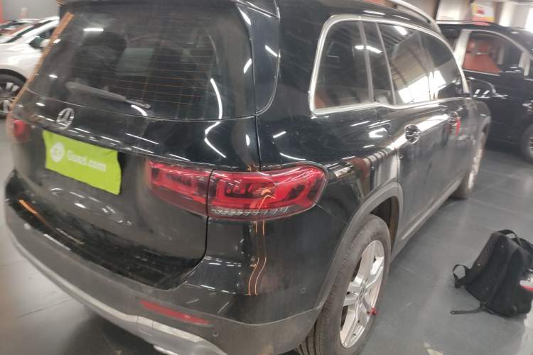 Used Mercedes-Benz GLB 2023 Refresh GLB 200 Fashion Edition Rear Right 45 Deg