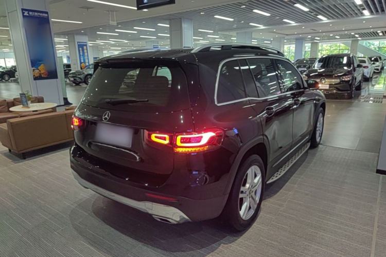 Used Mercedes-Benz GLB 2023 GLB 200 Fashion Model Rear Right 45 Deg
