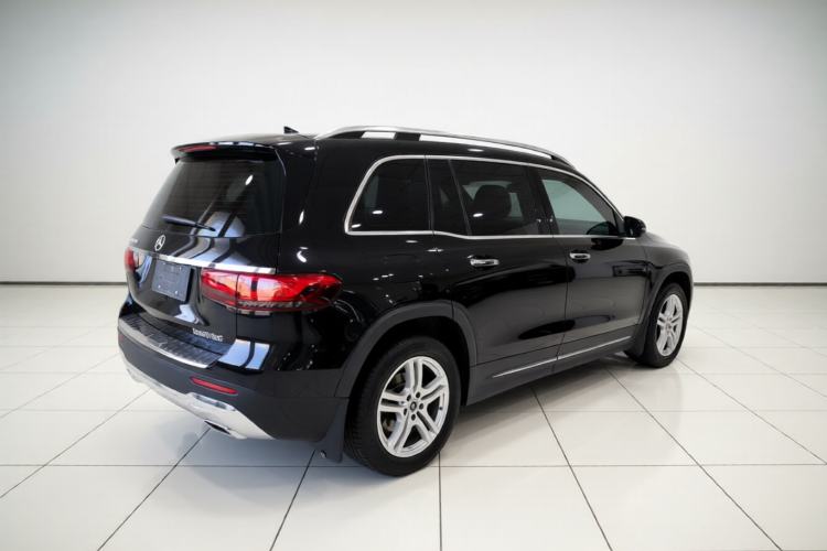 Used Mercedes-Benz GLB 2023 GLB 200 Dynamic Edition Rear Right 45 Deg