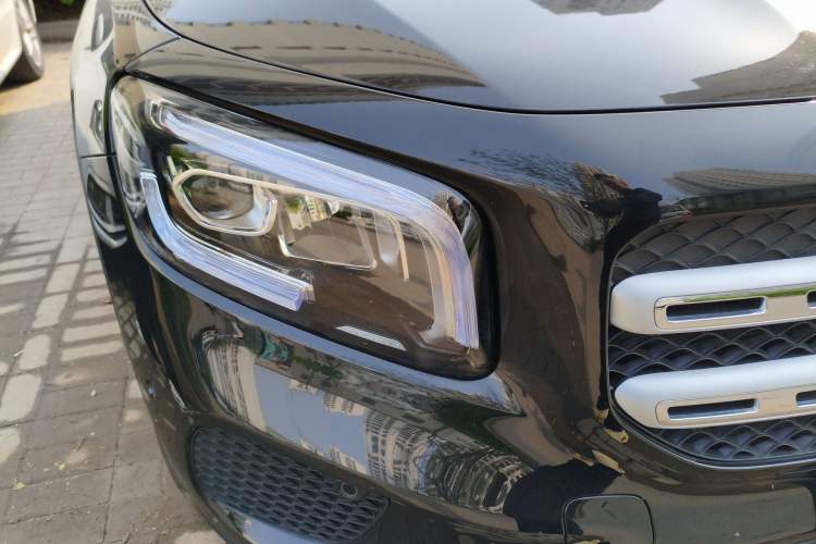 Used Mercedes-Benz GLB 2023 GLB 220 Sport Edition Right Front Headlight