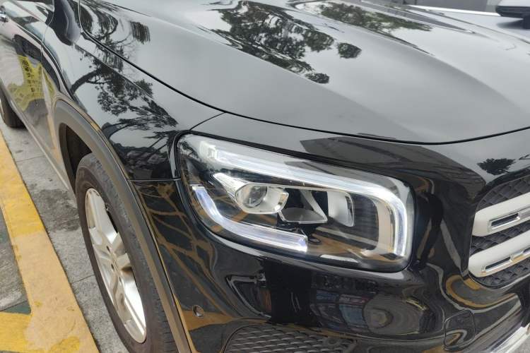 Used Mercedes-Benz GLB 2023 GLB 220 Sport Edition Right Front Headlight
