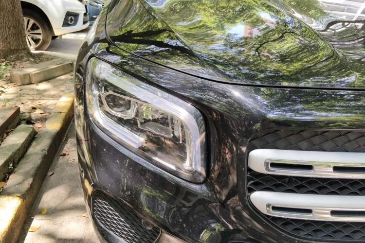 Used Mercedes-Benz GLB 2023 GLB 220 Sport Edition Right Front Headlight