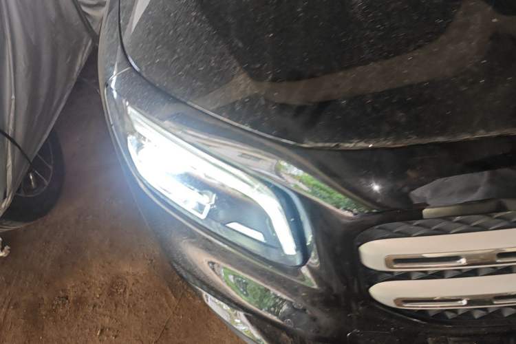 Used Mercedes-Benz GLB 2023 GLB 220 Sport Edition Right Front Headlight