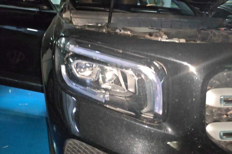 Used Mercedes-Benz GLB 2023 GLB 220 Sport Edition Right Front Headlight