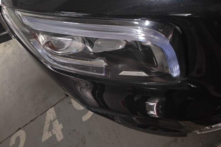 Used Mercedes-Benz GLB 2023 GLB 220 Sport Edition Right Front Headlight