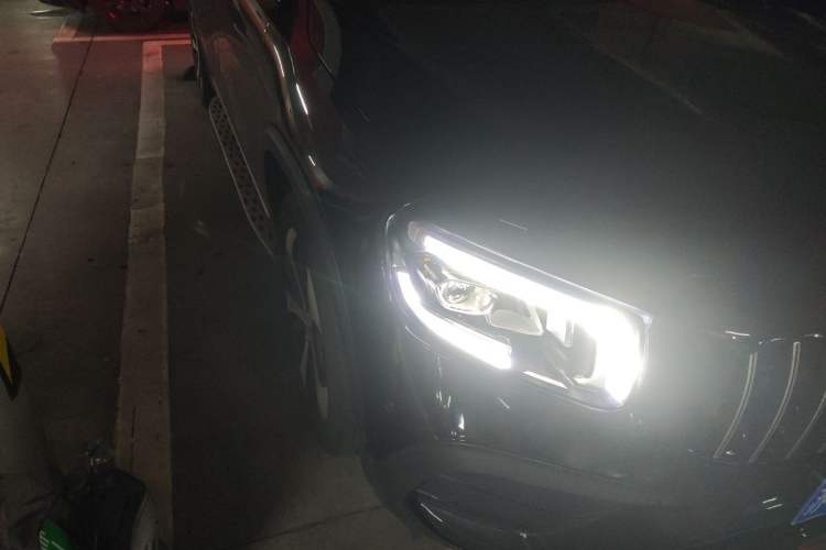 Used Mercedes-Benz GLB 2023 GLB 220 Fashion Model Right Front Headlight