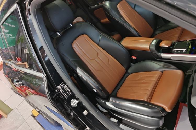 Used Mercedes-Benz GLB 2023 GLB 220 Fashion Model Right Front Seat