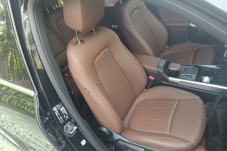 Used Mercedes-Benz GLB 2023 Refresh GLB 200 Fashion Edition Right Front Seat