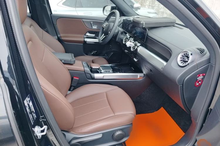 Used Mercedes-Benz GLB 2023 GLB 220 Sport Edition Right Front Seat