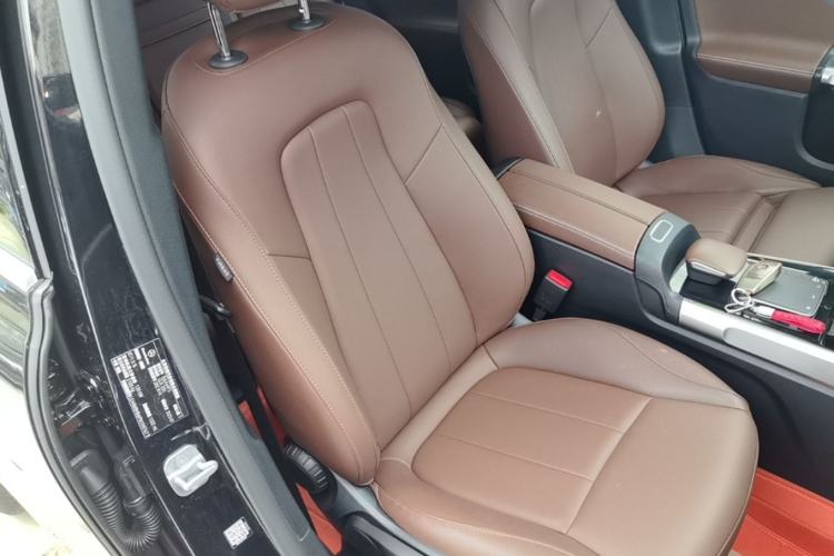 Used Mercedes-Benz GLB 2023 Refreshed GLB 200 Dynamic Edition Right Front Seat
