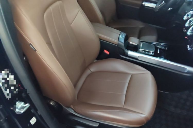 Used Mercedes-Benz GLB 2023 GLB 220 Sport Edition Right Front Seat