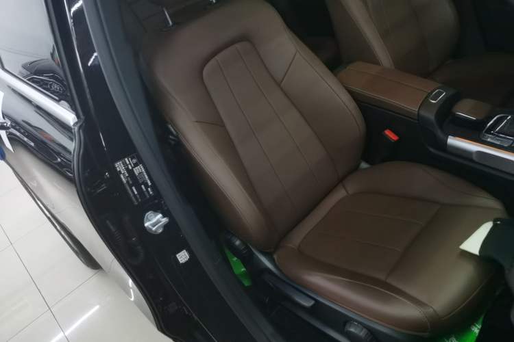 Used Mercedes-Benz GLB 2023 GLB 220 Sport Edition Right Front Seat