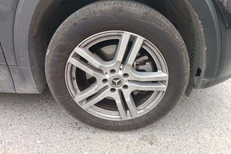 Used Mercedes-Benz GLB 2023 GLB 220 Sport Edition Right Front Wheel Hub