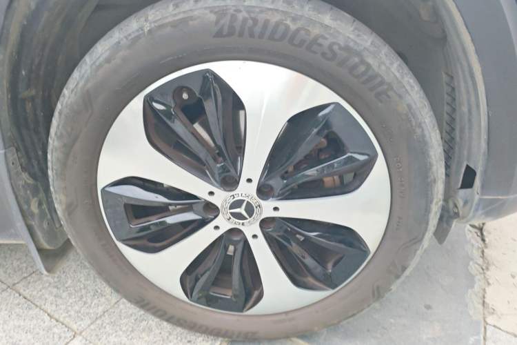 Used Mercedes-Benz GLB 2023 GLB 220 Fashion Model Right Front Wheel Hub