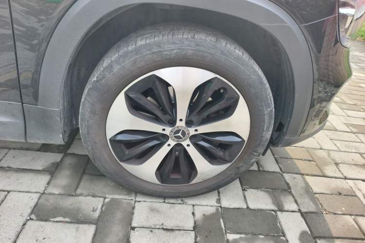 Used Mercedes-Benz GLB 2023 GLB 220 Fashion Model Right Front Wheel Hub