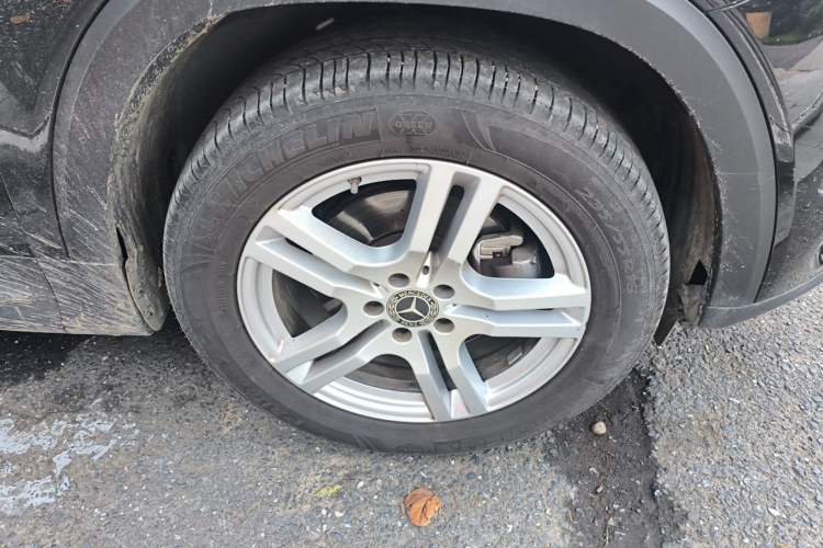 Used Mercedes-Benz GLB 2023 GLB 200 Fashion Model Right Front Wheel Hub