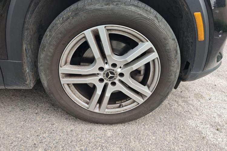 Used Mercedes-Benz GLB 2023 GLB 200 Fashion Model Right Front Wheel Hub