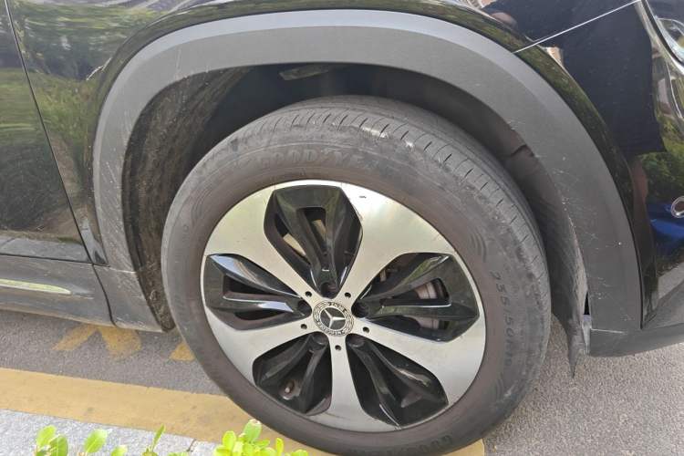 Used Mercedes-Benz GLB 2023 GLB 220 Fashion Model Right Front Wheel Hub