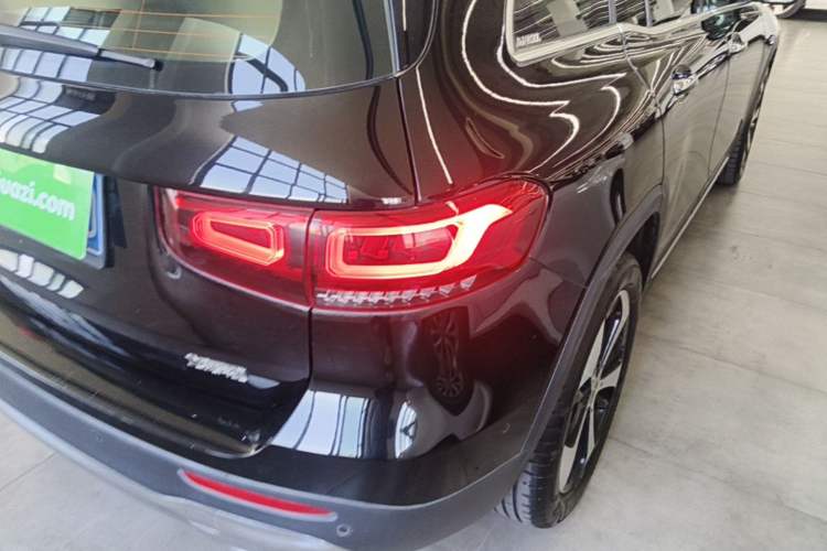 Used Mercedes-Benz GLB 2023 GLB 220 Fashion Model Right Rear Taillight